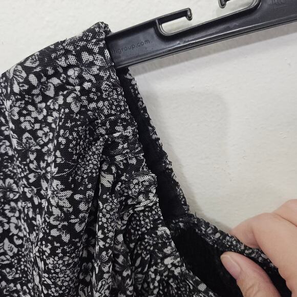 Anthropologie Aurelia Smocked Top Floral Sz Large Balloon Short Sleeves Stretch - Picture 7 of 8